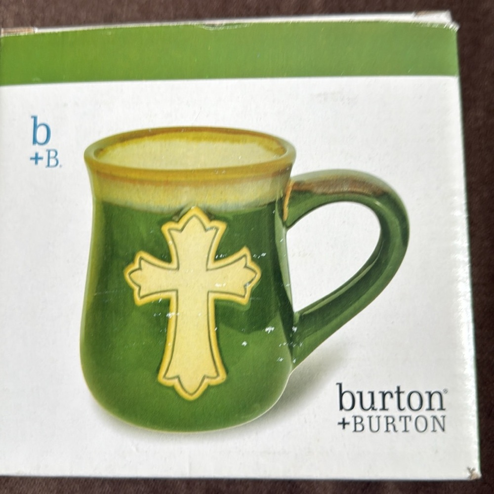 Burton & Burton Coffee Mug Tall Green w applied Cross & Verse Matthew 22:37. NWT